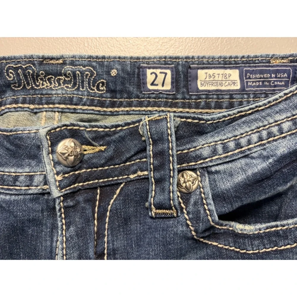 Miss Me Boyfriend Jeans Womens 27 Blue Distressed Embroidered Mid Rise 30x24